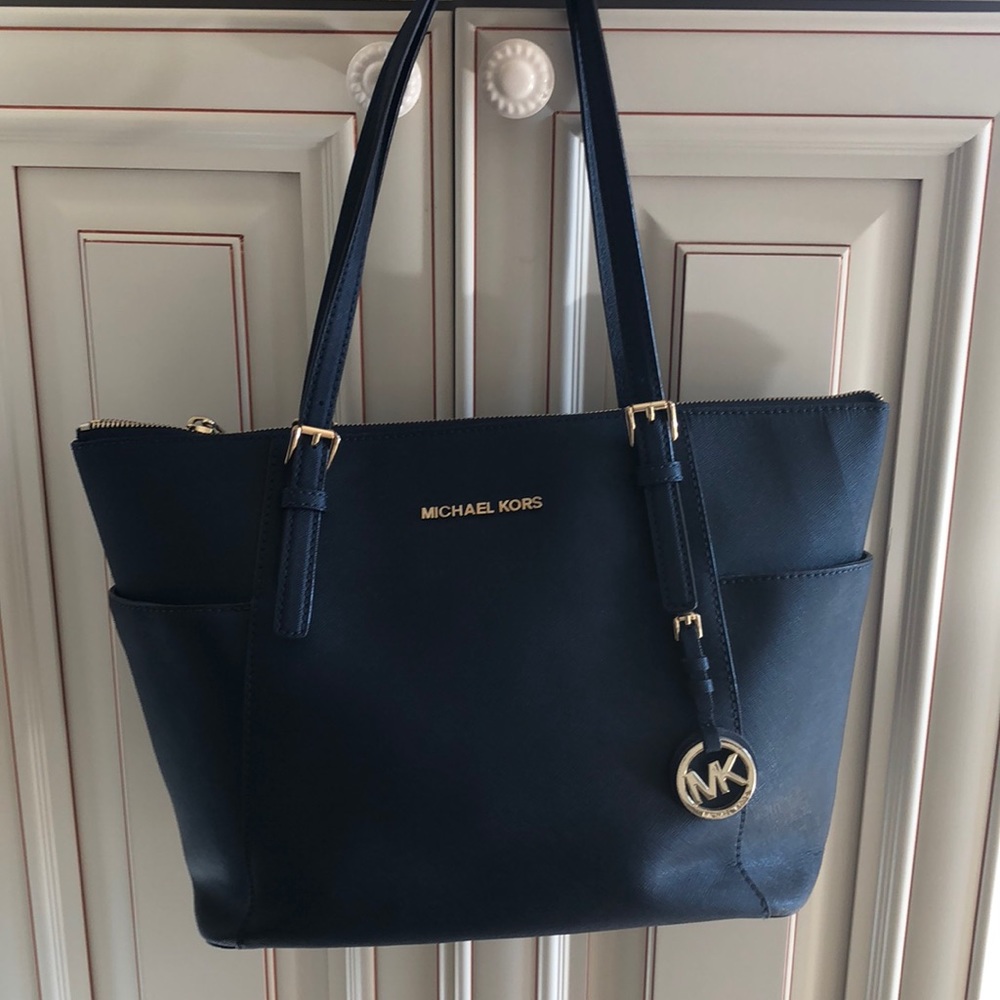 Michael Kors jet-set tote